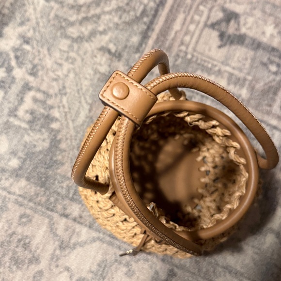 Cult Gaia Enya Interwoven Crochet Top Handle Basket Bag Natural - Picture 8 of 13